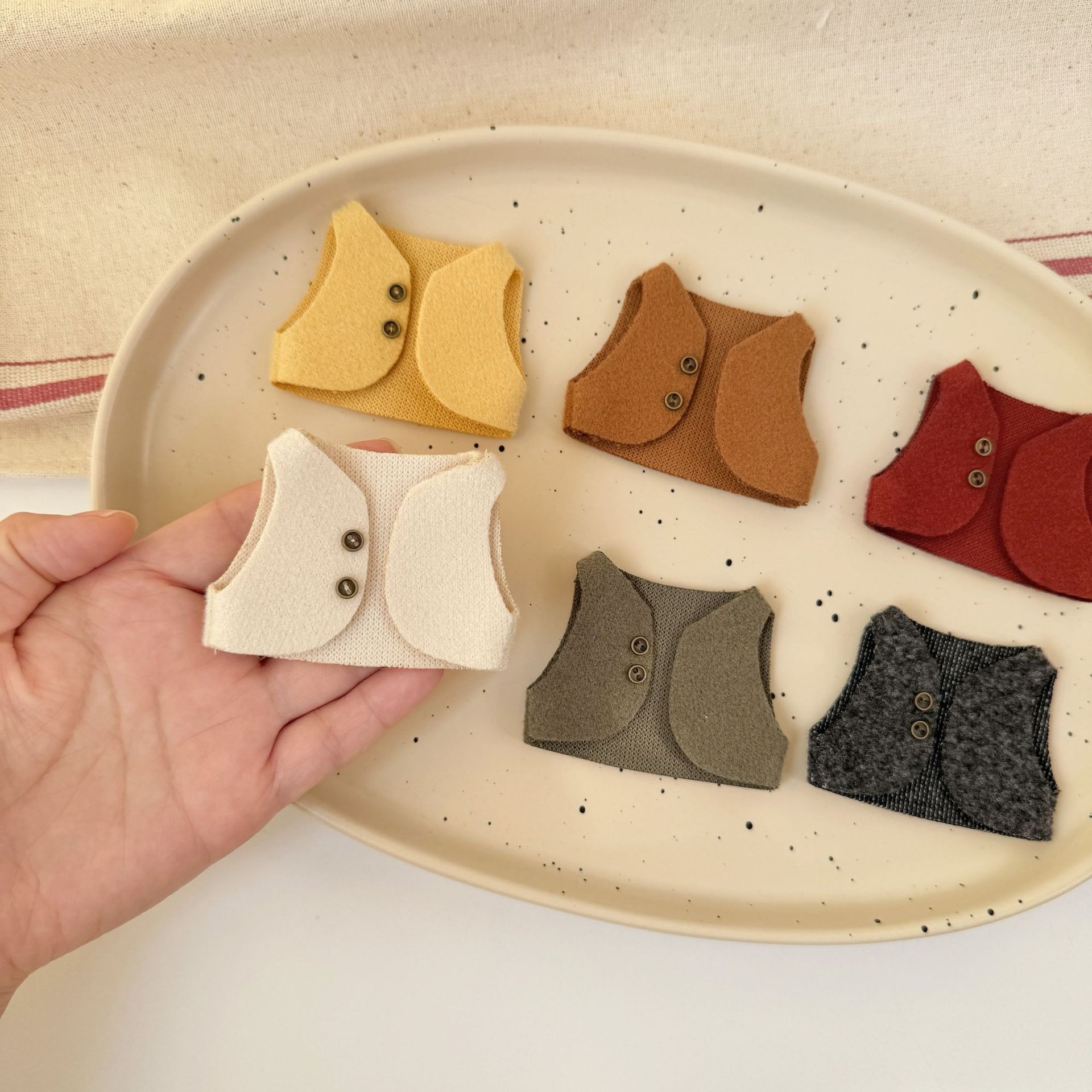 手作り10cmドール服 ヴィンテージウールベスト ラブブぬい - Vintage Toy Collector のレビューと価格
