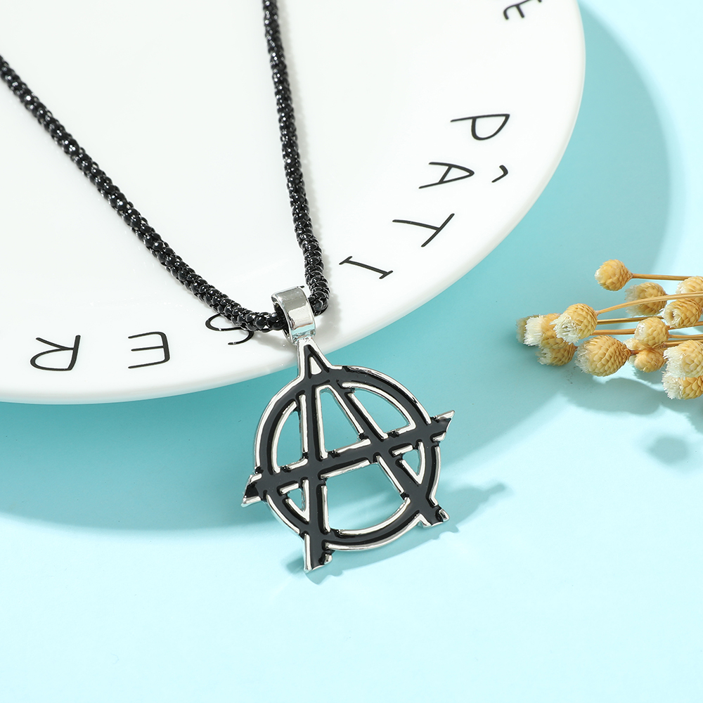 映画アベンジャーズシンボル文字 A ロゴネックレスヴィンテー - Vintage Item のレビューと価格